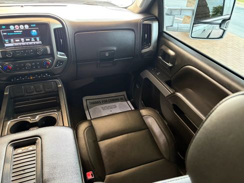 Used 2018 Chevrolet Silverado 2500 LTZ w/ Duramax Plus Package AWD/4WD image 26