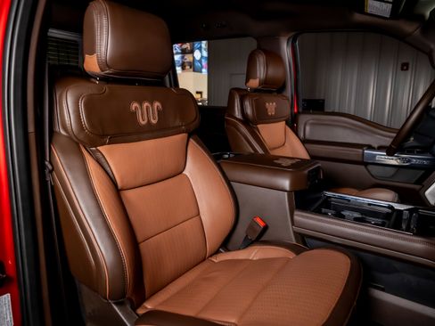 Used 2025 Ford F350 King Ranch w/ Chrome Package image 17