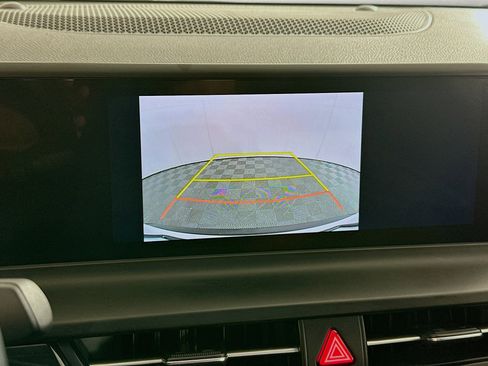 Used 2025 Kia Seltos S image 23