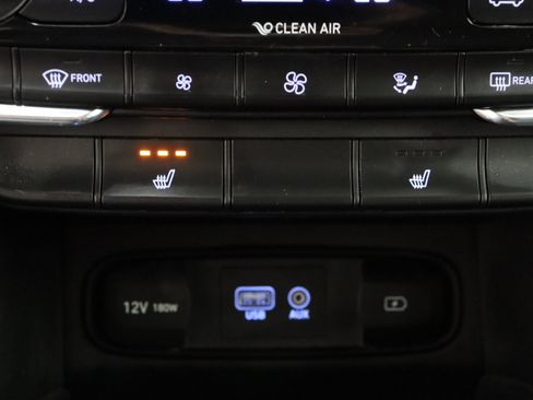 Used 2019 Hyundai Santa Fe Limited FWD image 22