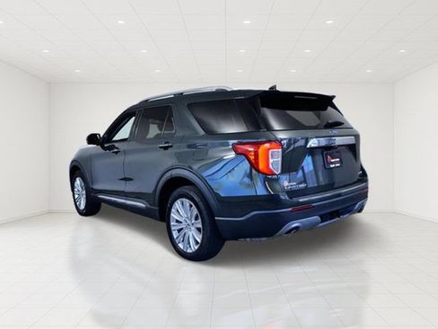Certified 2023 Ford Explorer Limited w/ Equipment Group 301A AWD/4WD image 4