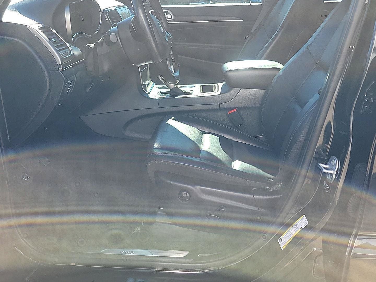 Certified 2022 Jeep Grand Cherokee Limited w/ Tech Group RWD image 9