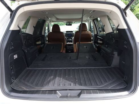 Used 2019 Subaru Ascent Touring w/ Popular Package #2A AWD/4WD image 9