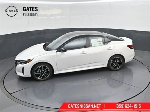 New 2025 Nissan Sentra SR image 53