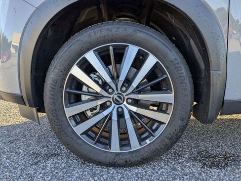 New 2025 Nissan Pathfinder Platinum w/ Cargo Package image 12