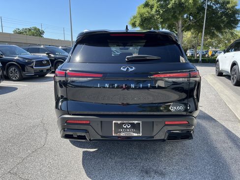Certified 2023 INFINITI QX60 Luxe w/ Performance Audio Package FWD image 8