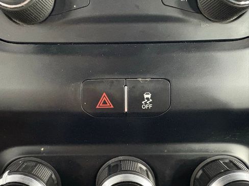 Used 2024 RAM 3500 Tradesman w/ Chrome Appearance Group AWD/4WD image 26