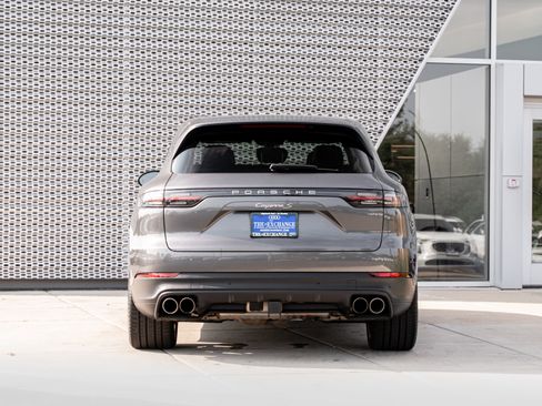 Used 2019 Porsche Cayenne S AWD/4WD image 27