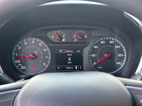 Certified 2024 Chevrolet Equinox LS image 17