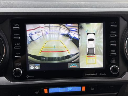 Used 2020 Toyota Tacoma TRD Off-Road w/ TRD Premium Off Road Package image 27