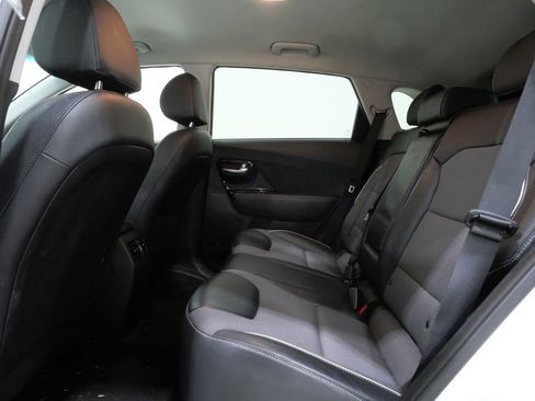 Used 2022 Kia Niro EX w/ Cold Weather Package image 23