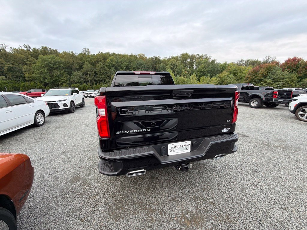 Used 2025 Chevrolet Silverado 1500 LT Trail Boss w/ Convenience Package II AWD/4WD image 6