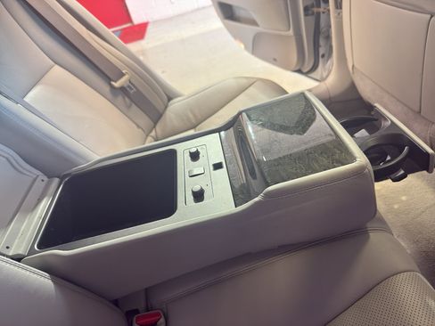 Used 2007 Lexus LS 460 image 28