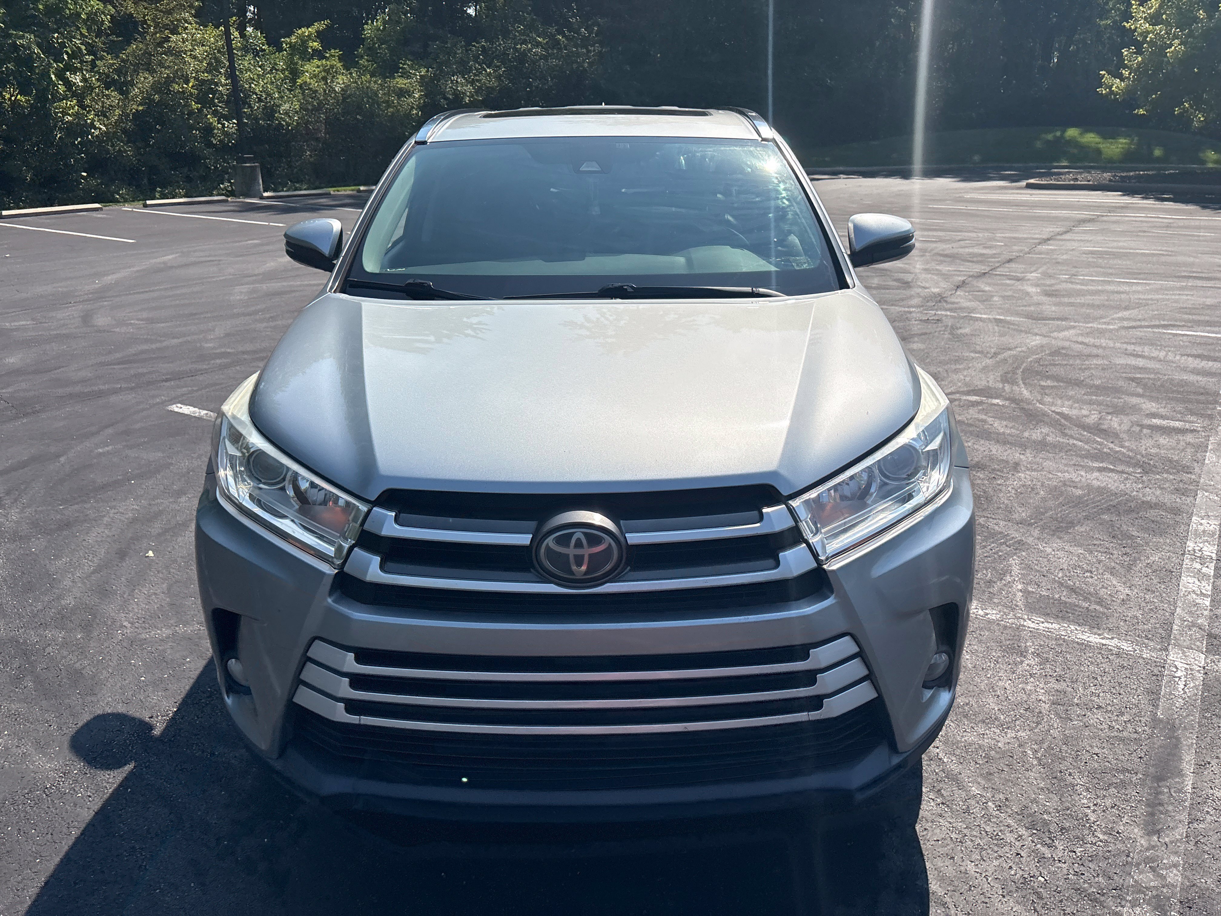Used 2017 Toyota Highlander XLE AWD/4WD image 15