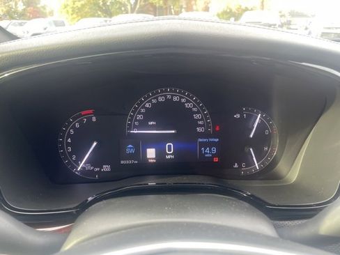 Used 2017 Cadillac XT5 Premium Luxury w/ Driver Assist Package image 23