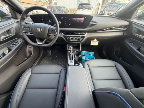 New 2026 Buick Envista Sport Touring image 19