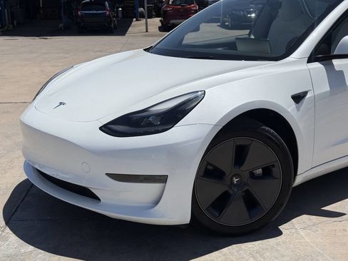 Used 2023 Tesla Model 3 Standard Range RWD image 16