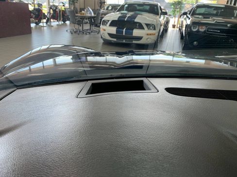 Used 2005 Chevrolet Corvette Convertible w/ Preferred Equipment Group RWD image 14