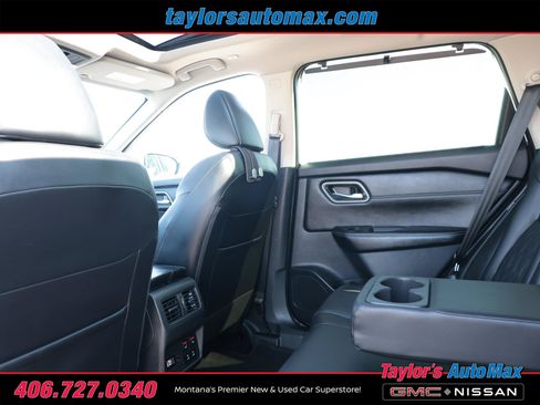Used 2024 Nissan Rogue Platinum w/ Platinum Premium Package AWD/4WD image 38