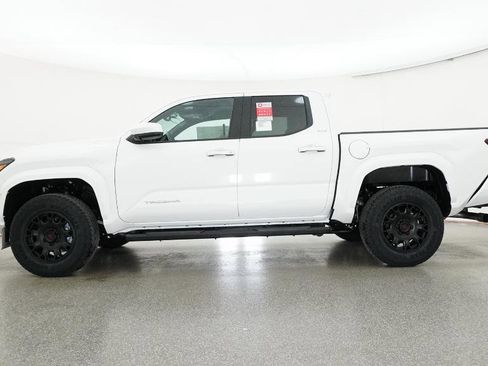 New 2026 Toyota Tacoma SR5 RWD image 22