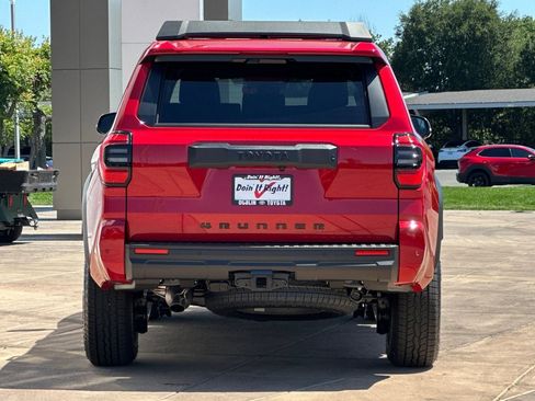 New 2026 Toyota 4Runner TRD Off-Road Premium AWD/4WD image 5