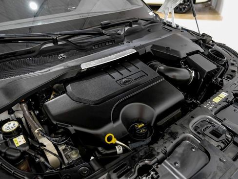 Used 2023 Land Rover Range Rover Evoque R-Dynamic S image 44