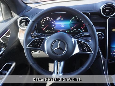 Used 2023 Mercedes-Benz GLC 300 4MATIC image 7