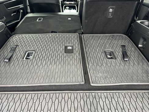 Used 2024 MAZDA CX-90 3.3 Turbo w/ Select Package image 13