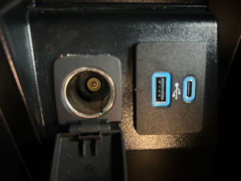 Used 2022 Ford Explorer Limited RWD image 27