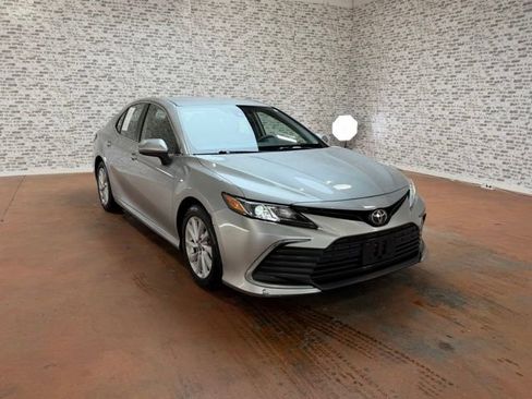 Used 2021 Toyota Camry LE FWD image 1