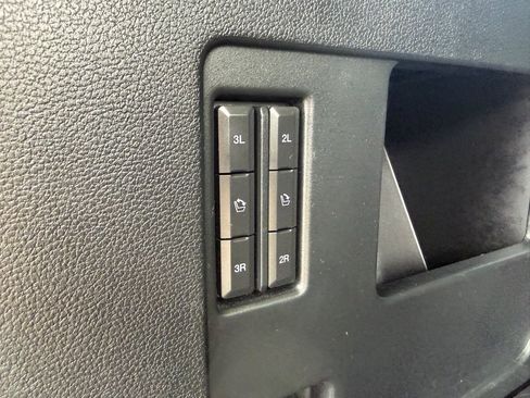 Used 2020 Ford Expedition Max Platinum AWD/4WD image 29