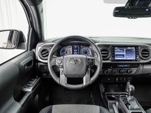 Used 2023 Toyota Tacoma TRD Off-Road AWD/4WD image 16