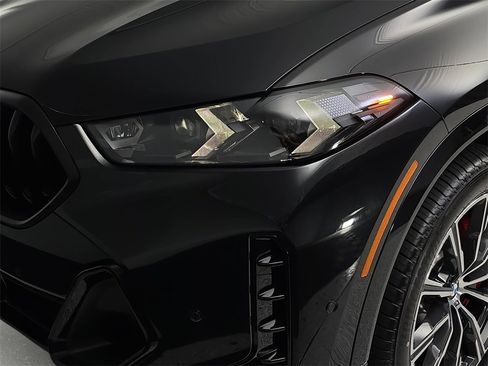 New 2026 BMW X6 xDrive40i image 31