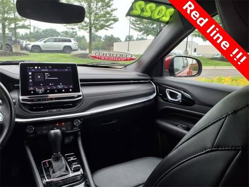Certified 2022 Jeep Compass Limited image 12