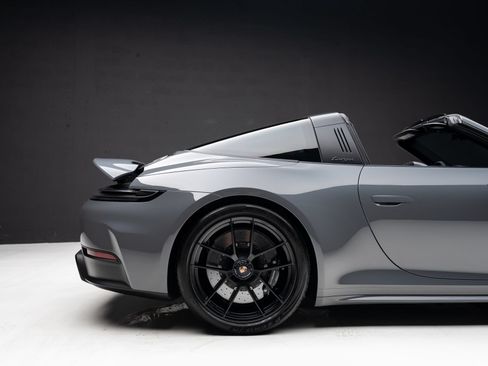 Used 2025 Porsche 911 Targa 4 GTS AWD/4WD image 39