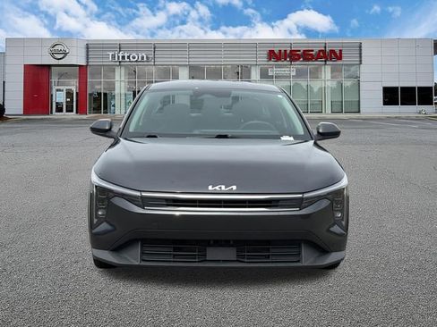 Used 2025 Kia K4 FWD image 2