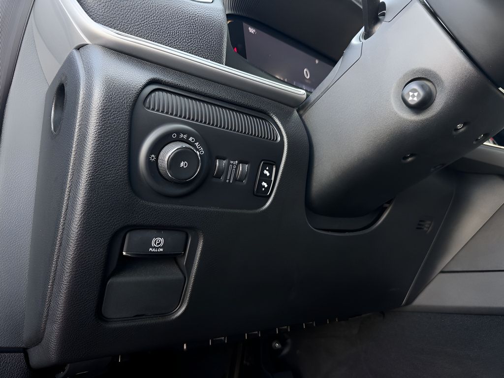 Used 2024 Jeep Wagoneer Series II AWD/4WD image 16