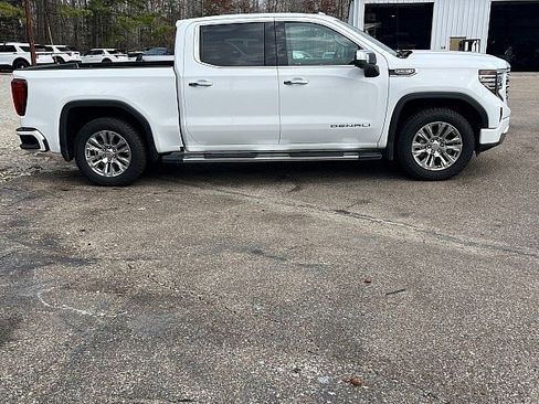 Used 2023 GMC Sierra 1500 Denali w/ Technology Package image 8