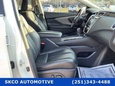 Used 2022 Nissan Murano SV image 13