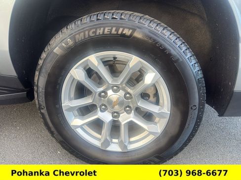 Certified 2026 Chevrolet Suburban LS AWD/4WD image 30