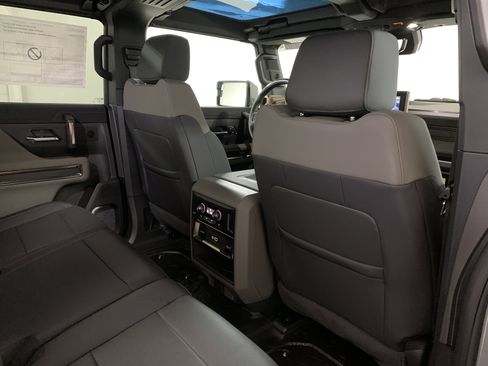 New 2025 GMC Hummer EV 3X image 41