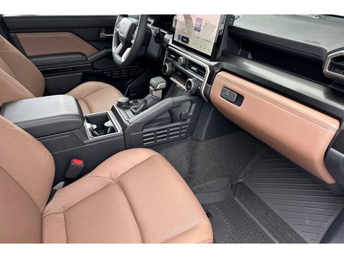 New 2026 Toyota 4Runner Limited image 17