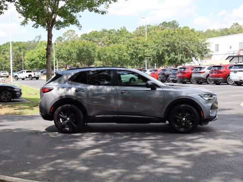 Used 2021 Buick Envision Preferred FWD image 10