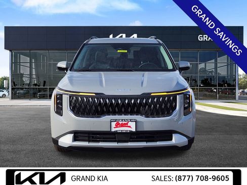 New 2026 Kia Carnival EX image 3