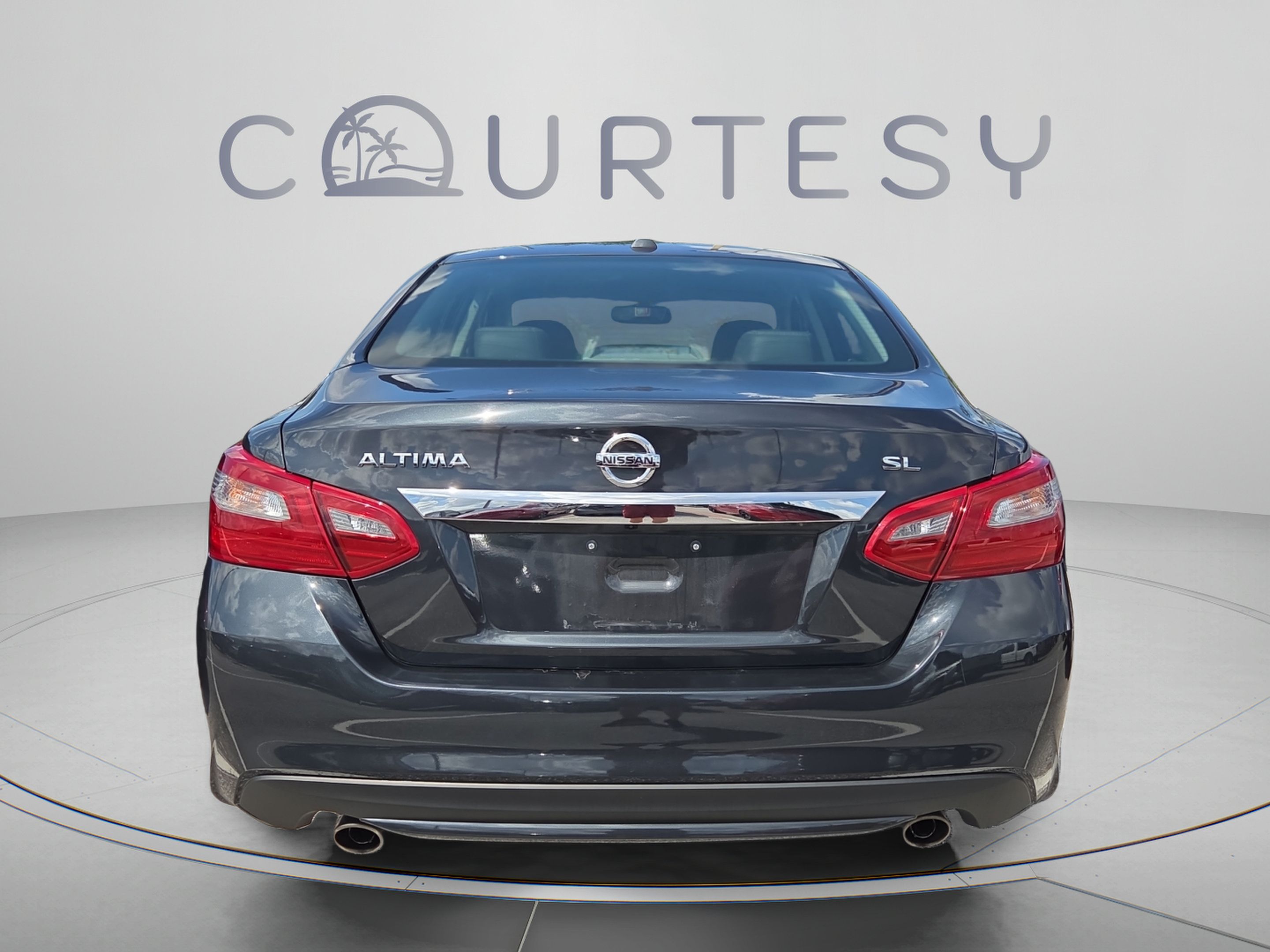 Used 2018 Nissan Altima 2.5 SL FWD image 2