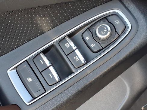 Certified 2023 Subaru Ascent Touring image 25