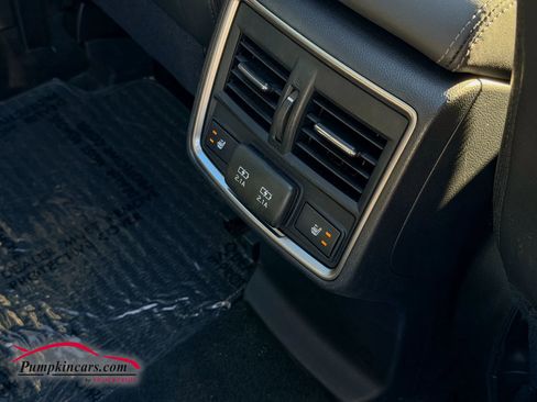 Used 2023 Subaru Forester Touring image 25