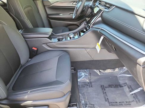New 2026 Jeep Grand Cherokee Laredo X AWD/4WD image 59