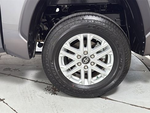 Used 2025 Toyota Tundra SR5 image 23