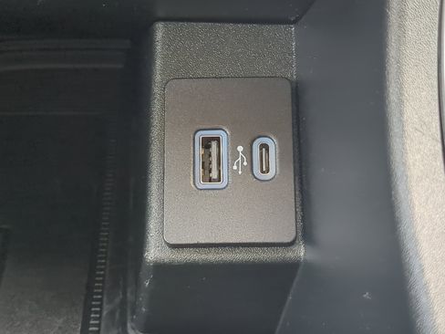 Certified 2024 Ford Edge Titanium w/ Cargo Accessory Package AWD/4WD image 20